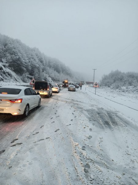 ZONGULDAK EREĞLİ YOLUNDA KAR ENGELİ - 6