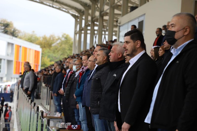 ALMAN MİLLETVEKİLİ KÖMÜRSPOR´A DESTEK VERDİ - 1