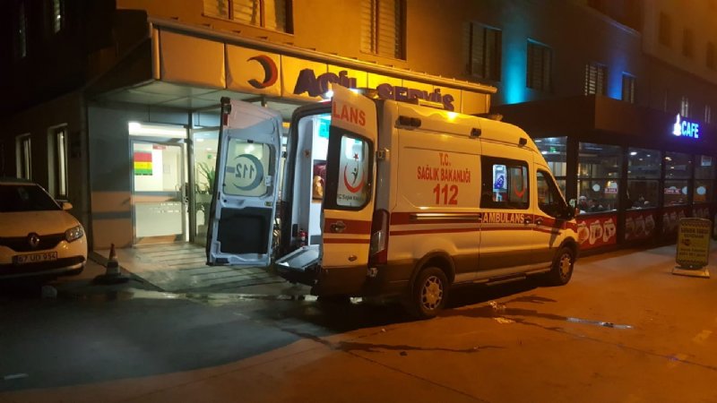 Çarşı merkezinde darp edilen kişi hastaneye kaldırıldı - 8