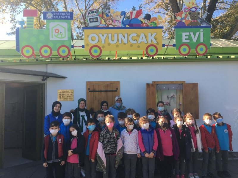 ÇOCUKLAR, OYUNCAK EVİ´YLE TANIŞTI - 9