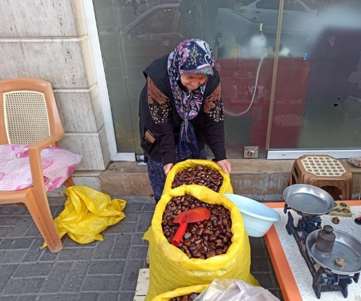 Devrek’te kestane kebap sezonu açıldı - 2