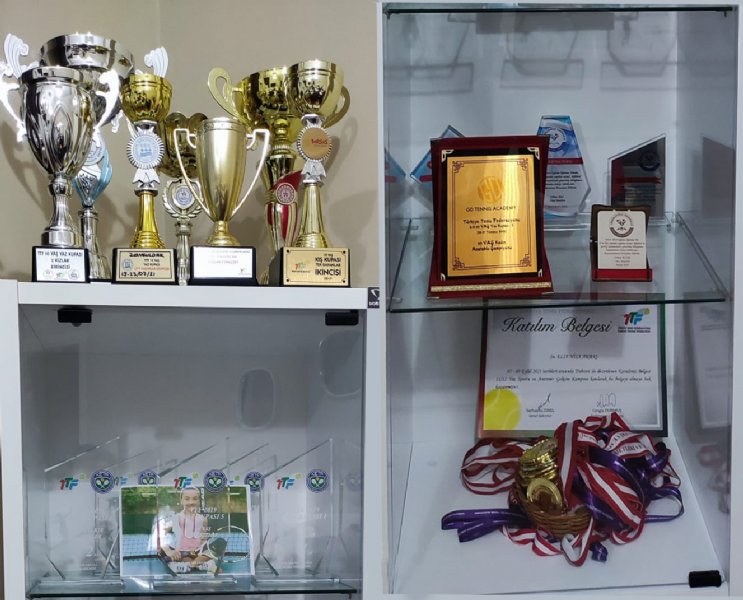 Ereğlili minik tenisçi Akbaş: ´´Hayalim Wimbledon´da oynamak´´ - 2