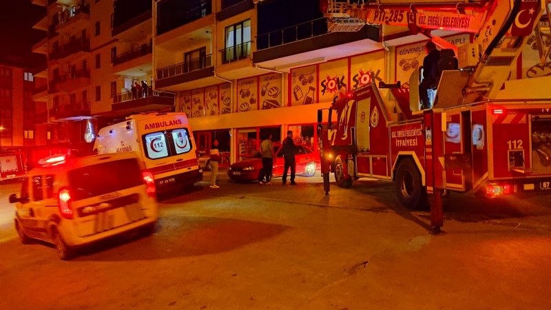 HASTANE DÖNÜŞÜ KAPIYI KİMSE AÇMAYICA PANİK YAŞADILAR - 3