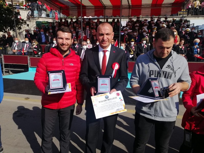 Karadeniz Ereğli Cumhuriyet Kupası Tenis Turnuvası…  ÖDÜLLER SAHİPLERİNİ BULDU - 4