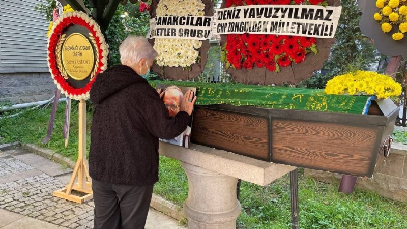 Öğretim üyesi son yolculuğuna uğurlandı - 1