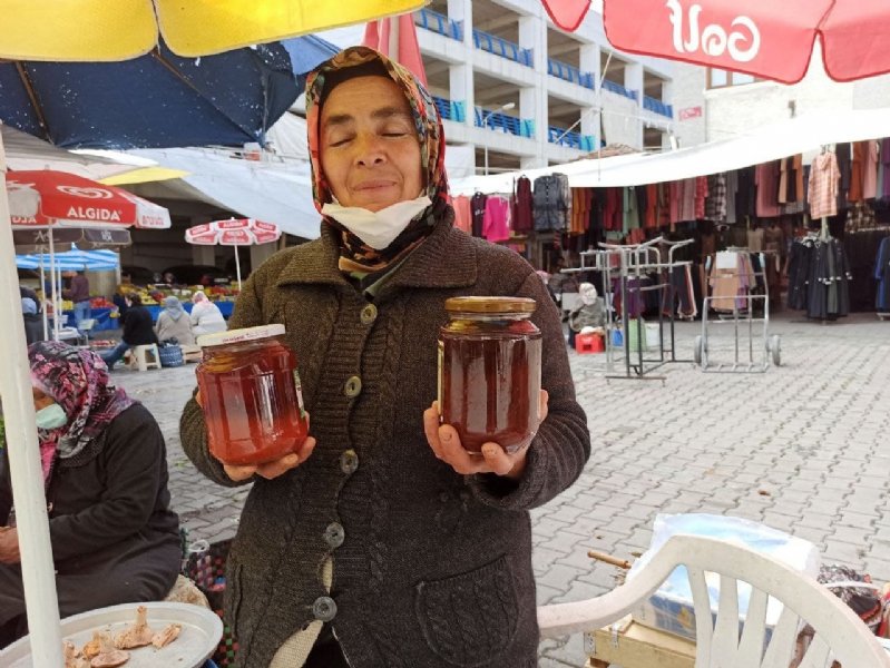 PAZAR TEZGÂHLARINDA… - 3