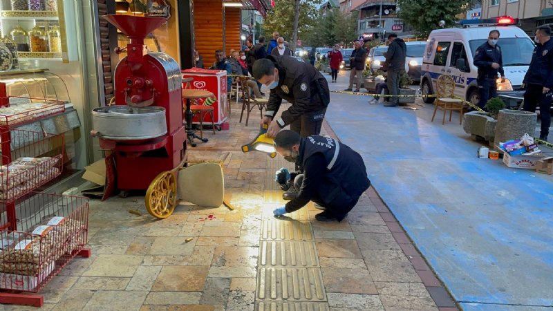 Sokak ortasında silahlı saldırı zanlısı tutuklandı - 3