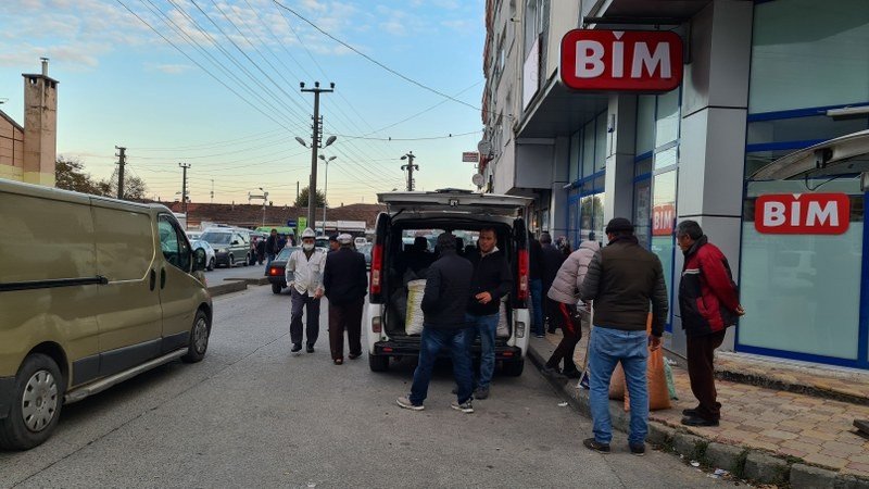 TÜRKİYE’NİN KESTANE BORSASI ALAPLI’DA KURULUYOR - 1