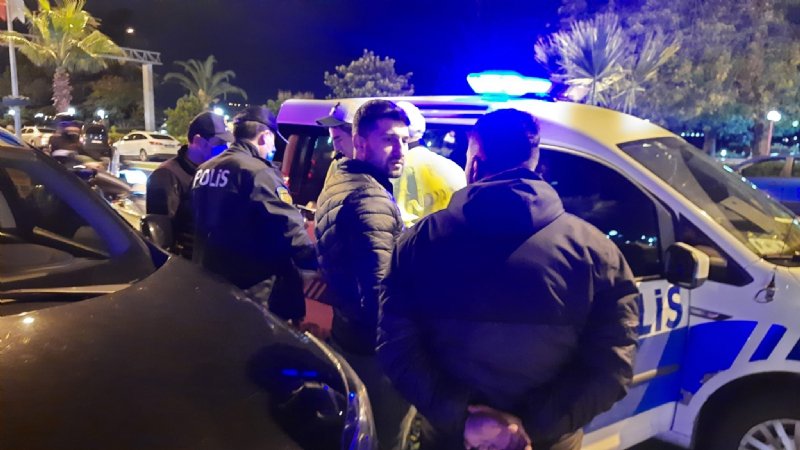 Yolun karşısına geçmek isteyen genç kıza taksi çarptı - 5