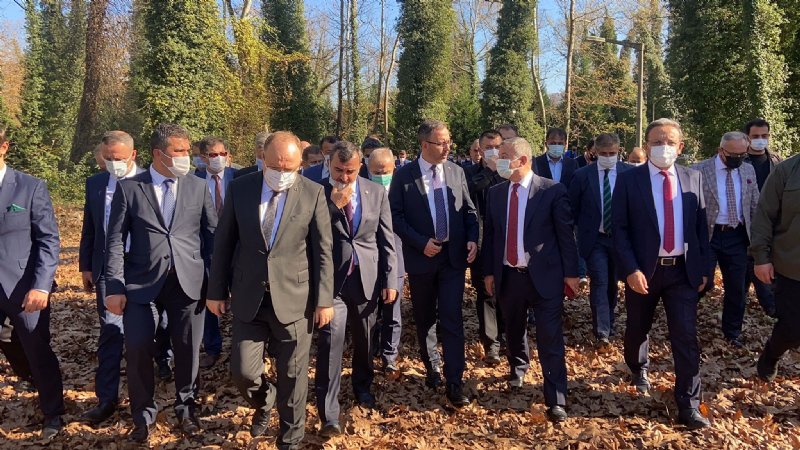 BAKAN, STADYUM YERİNİ İNCELEDİ - 2