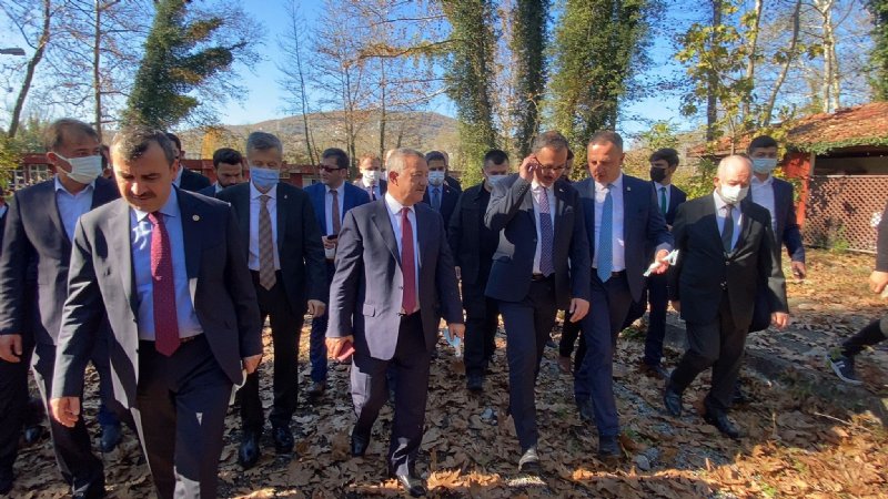 BAKAN, STADYUM YERİNİ İNCELEDİ - 3