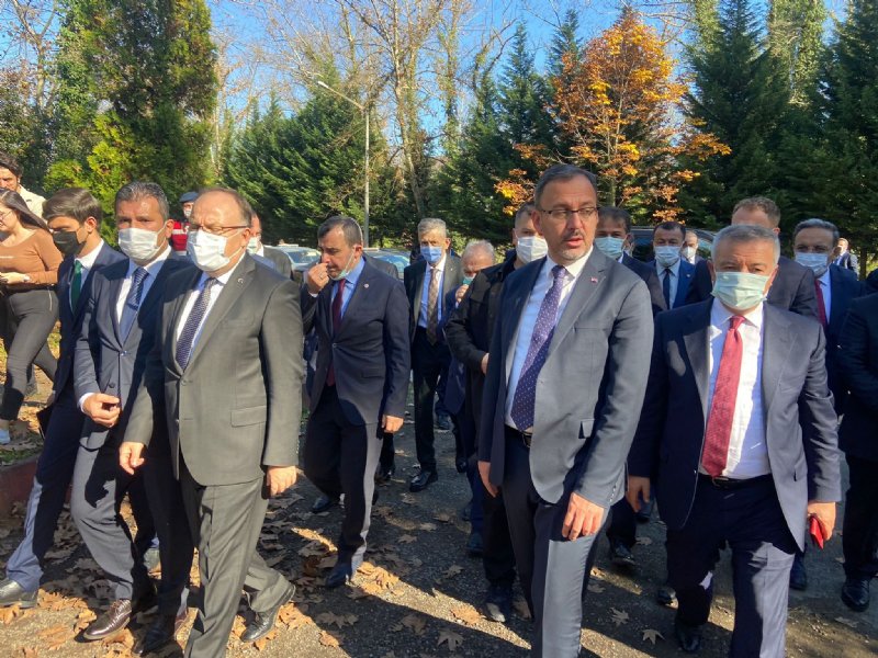BAKAN, STADYUM YERİNİ İNCELEDİ - 5