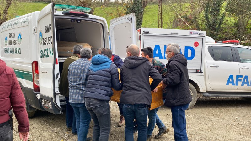 Kayıp kadının cesedi su kuyusunda bulundu - 6