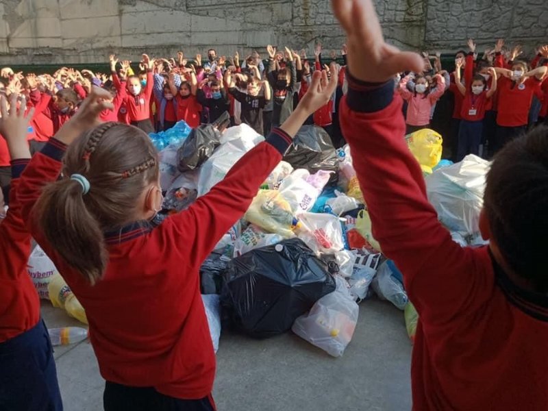 Minik öğrencilerden sıfır atık projesine destek…  “DÖNÜŞÜM MUHTEŞEM OLACAK” - 4