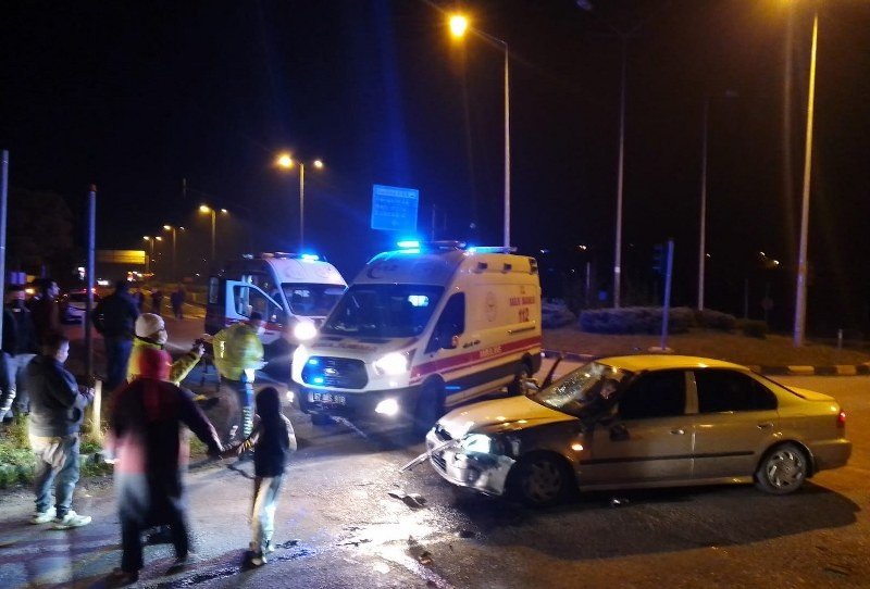 OTOMOBİLLE MOTOSİKLET ÇARPIŞTI - 2