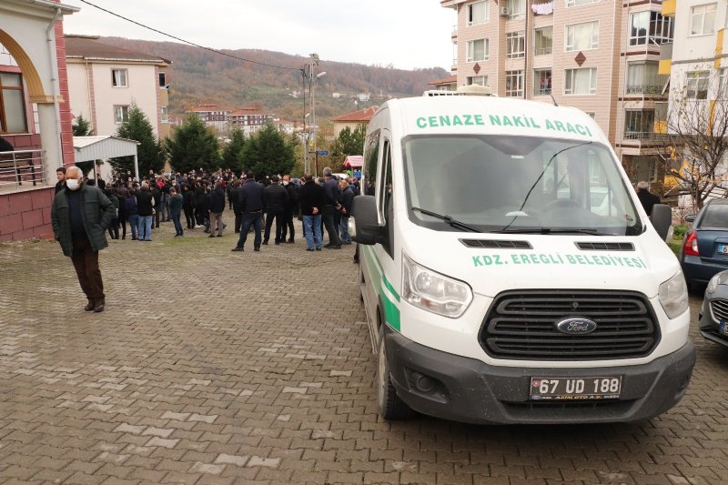 Trafik kazasında yaşamını yitirmişti… Yusuf Taha ebediyete uğurlandı… GÖZYAŞLARI SEL OLDU - 1