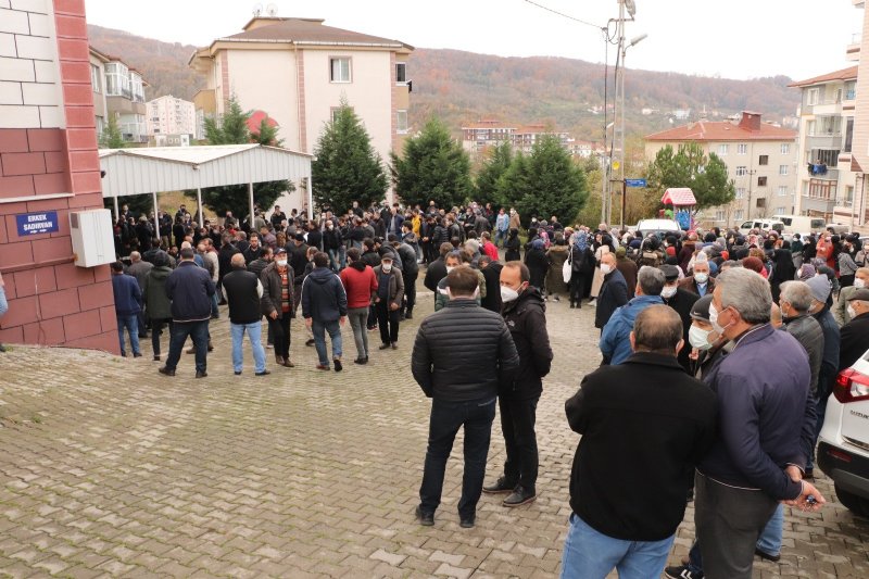 Trafik kazasında yaşamını yitirmişti… Yusuf Taha ebediyete uğurlandı… GÖZYAŞLARI SEL OLDU - 3