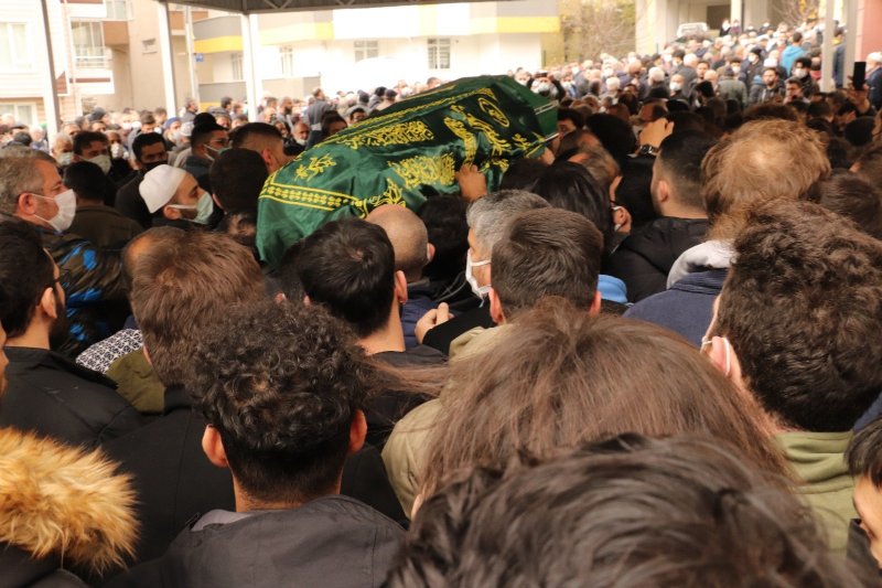 Trafik kazasında yaşamını yitirmişti… Yusuf Taha ebediyete uğurlandı… GÖZYAŞLARI SEL OLDU - 13