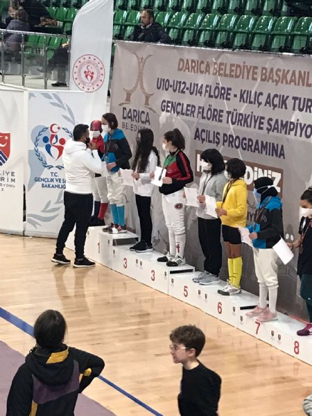  U12 Kızlar Kılıç’ta Ereğli’ye Türkiye Şampiyonluğu - 5