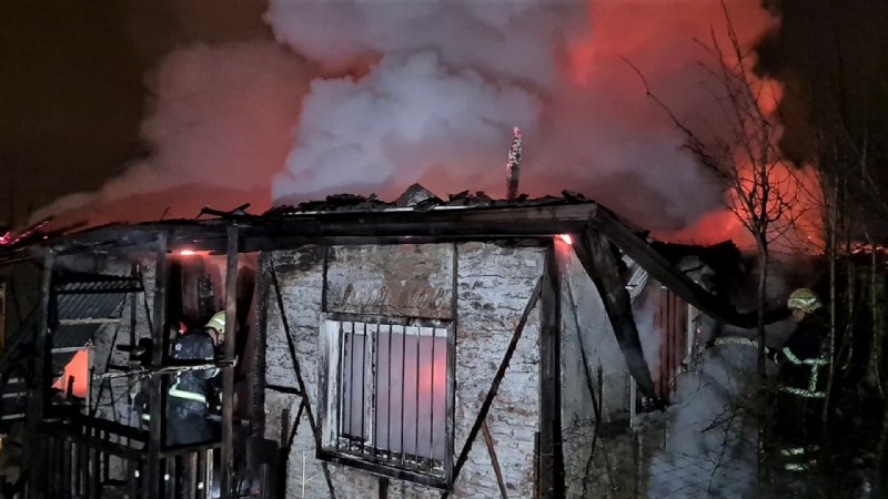 Alevlerin arasında kaldığı düşünülen kadını arama çalışmaları sürüyor - 4