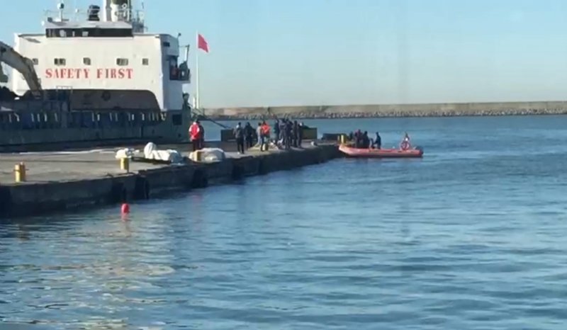 Azeri Gemi personeli denize düşmüştü... CANSIZ BEDENİ BULUNDU - 1