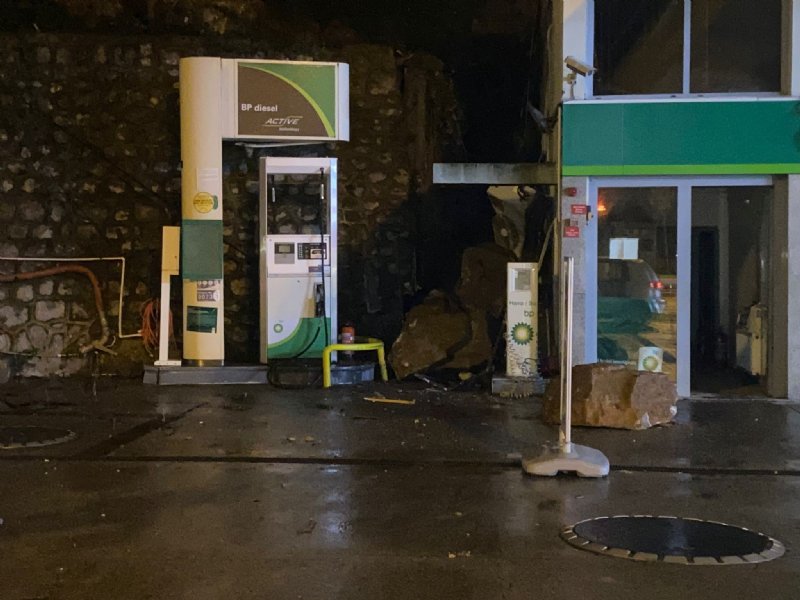 DEV KAYALAR KOPTU! - 2