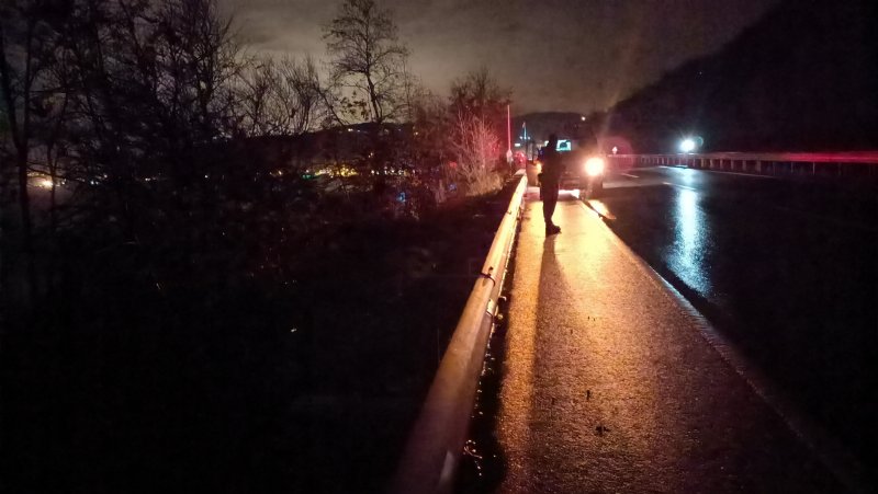 Ereğli polisi, 2 kilo uyuşturucu ve dinamit ele geçirildi - 3