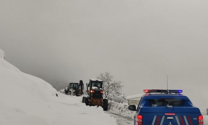 KOAH Hastasıydı…  Nefesi daraldı… Köyde mahsur kaldı… 5 SAATTE ULAŞILDI! - 5