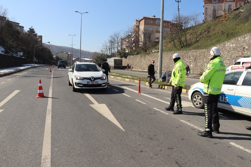 EREĞLİ´DEKİ DENETİME, ZONGULDAK ÇEVİK KUVVET DE DESTEK VERDİ - 6