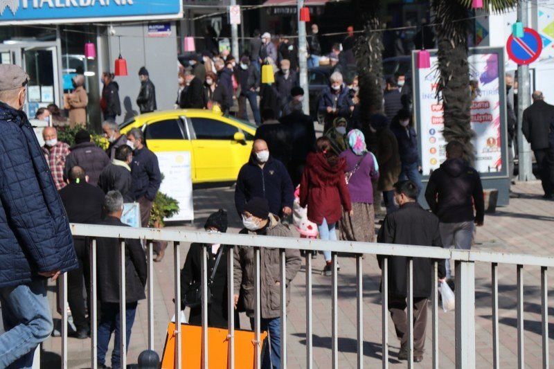 KISITLAMA SONRASI YOĞUNLUK! - 2