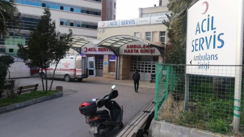 Başına düşen cisimle yaralandı - 2