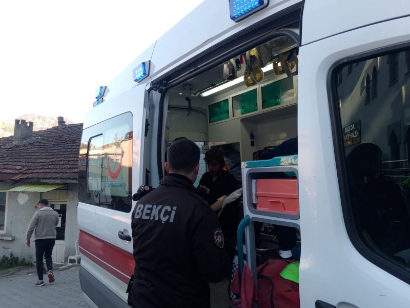 Zonguldak´ta yol verme kavgası: 1 yaralı - 1