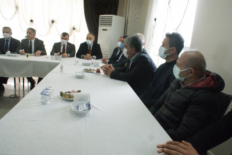 Ak Partili vekillerin gündeminde Erdemir’e işçi alımı vardı - 2
