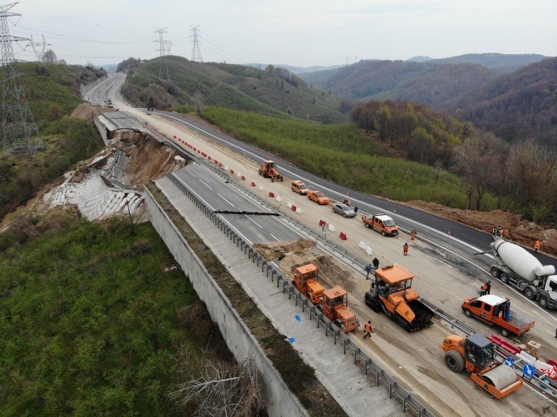 Akçakoca yolu... Çöken yol..! - 3