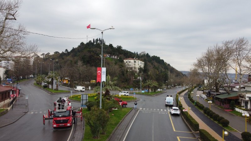 BELEDİYE, ÇEVREYE ÇEKİ DÜZEN VERDİ - 2