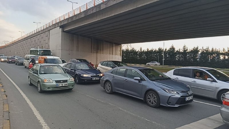 EREĞLİ TRAFİĞİNİN ÇÖKTÜĞÜ AN... - 1
