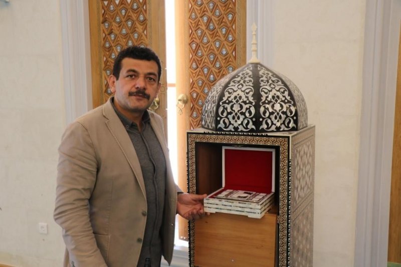 ABBAS´IN HEDİYESİ UZUNMEHMET CAMİİ´NDE SERGİLENECEK - 3