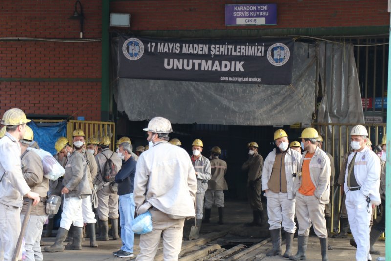 MADENCİ, AŞI İÇİN HABER BEKLİYOR - 9