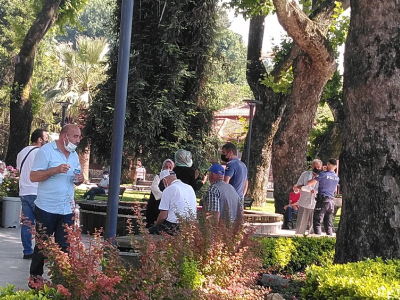 Bıçaklandı, boşanma davası açtı, TEHDİTLER BİTMEDİ - 1