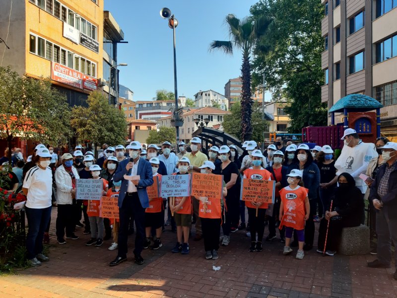 EL ELE VERDİLER KENTİ TEMİZLEDİLER - 5