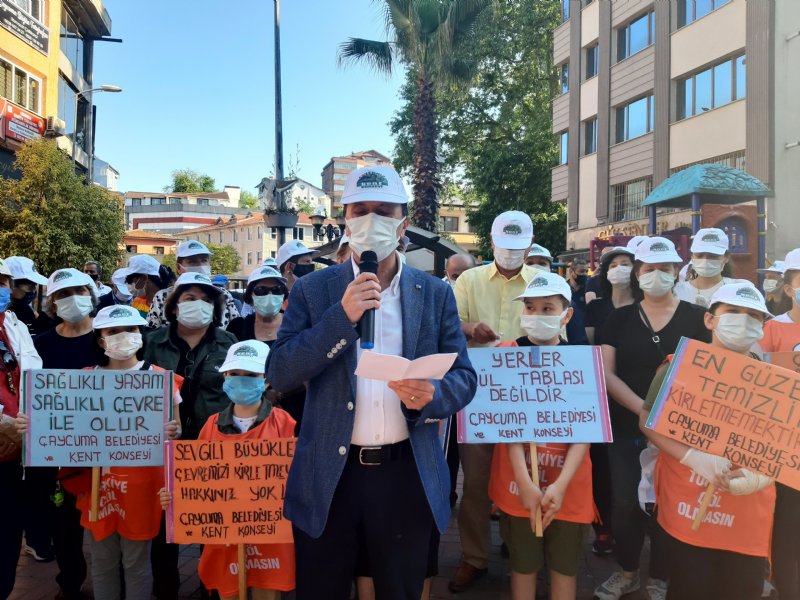 EL ELE VERDİLER KENTİ TEMİZLEDİLER - 6