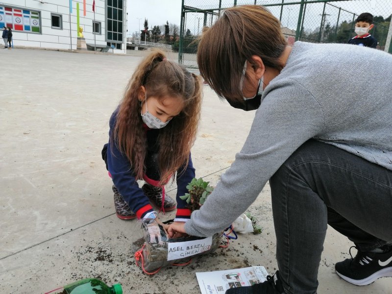 EREĞLİ’DE BİR İLKOKULA ‘YEŞİL BAYRAK’ ÖDÜLÜ  - 4