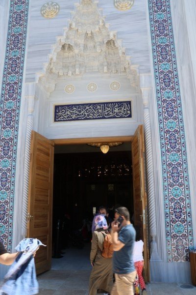 UZUN MEHMET CAMİİ´NE ZİYARETÇİ AKINI - 1
