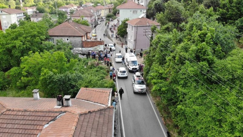 Yıkım yaparken duvarın altında kaldı - 3