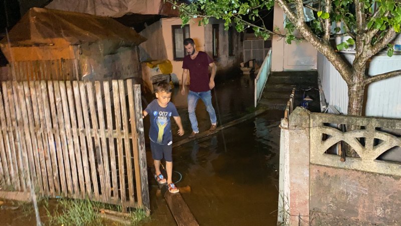 Aile ve Sosyal Hizmetler Bakanı Yanık açıkladı SELDEN ZARAR GÖREN HANELER İÇİN KAYNAK… - 2