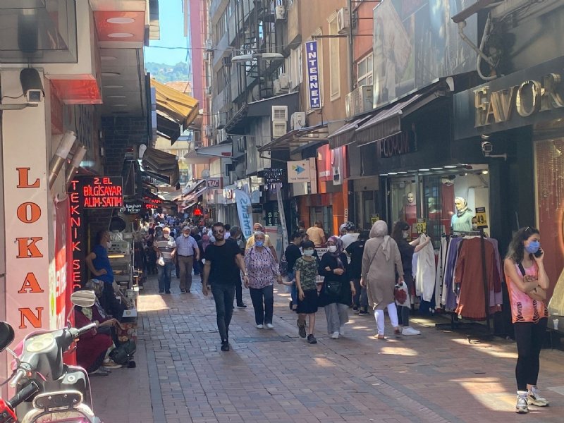 Bayram öncesi yoğunluğu… VAKA ARTIŞINDAN ENDİŞE EDİLİYOR - 1