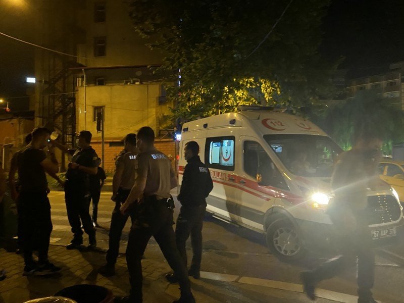 BIÇAKLI KAVGA: 1 YARALI - 3
