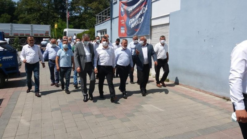 MHP’li meclis üyesi AK Parti’ye geçti - 1