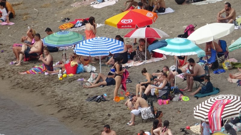 Vatandaşlar bayramda sahillere akın etti - 5