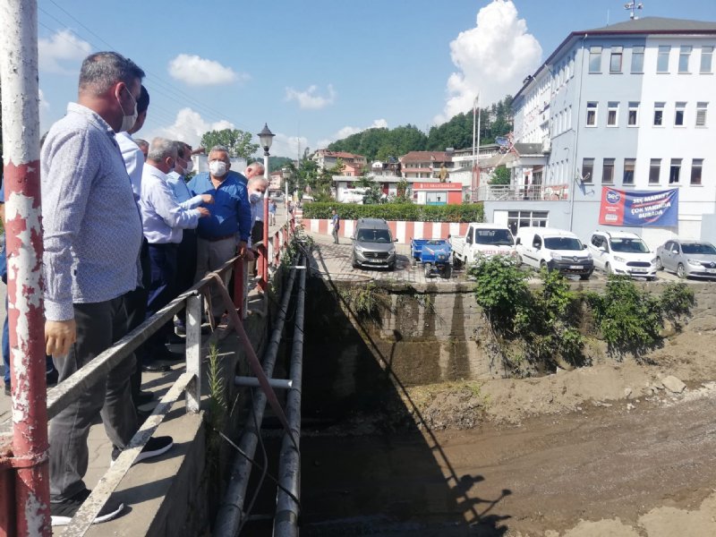 Vekiller sel bölgesinde... İNCELEMELERDE BULUNDULAR... - 4